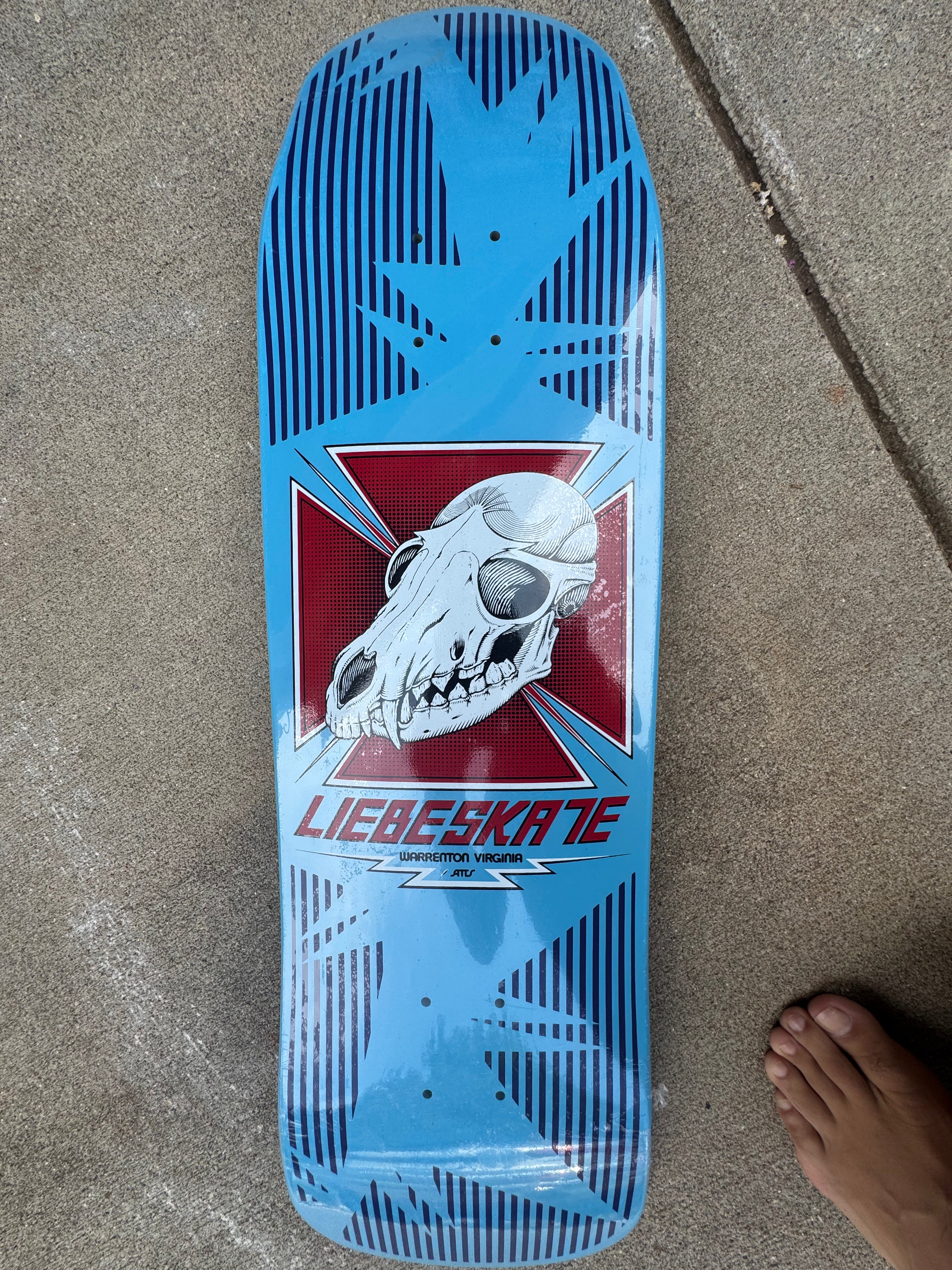 Liebe skateboards deck fox skull